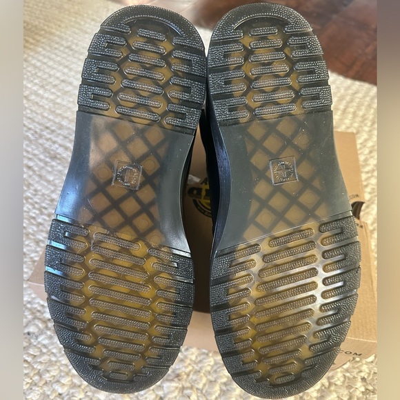 Dr. Marten Dorian Boots - Picture 5 of 7